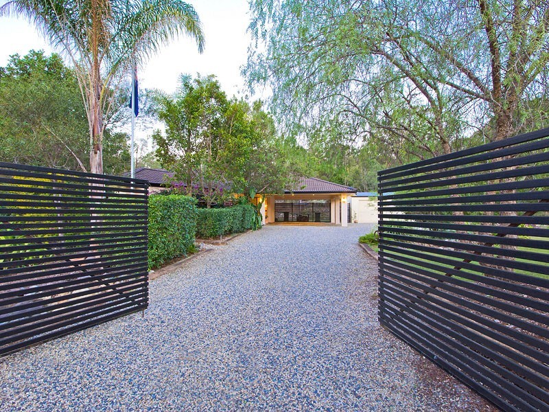 7 Eucalypt Court, Warner QLD 4500