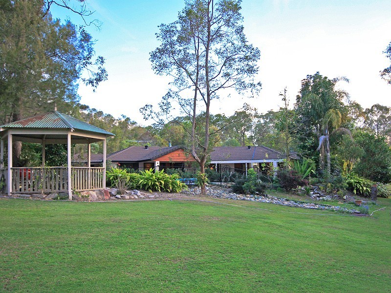 7 Eucalypt Court, Warner QLD 4500