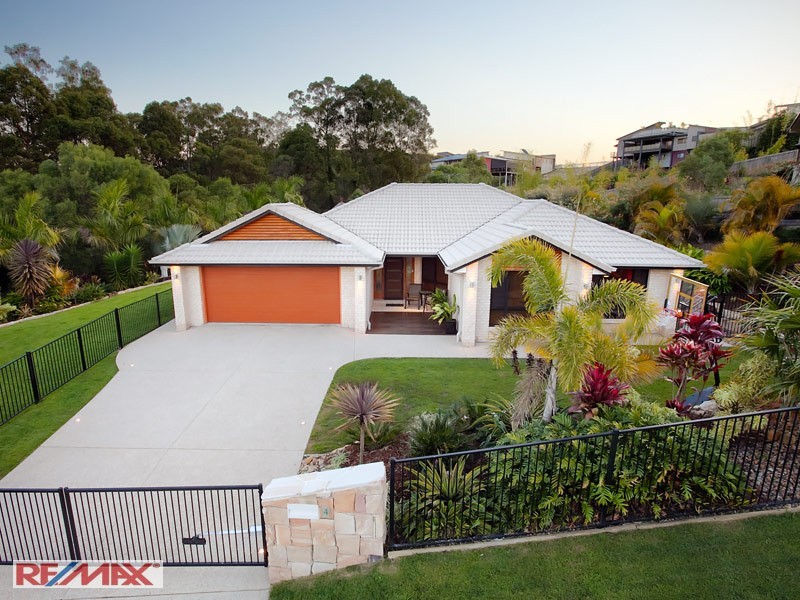 4 Bramwell Court, Cashmere QLD 4500