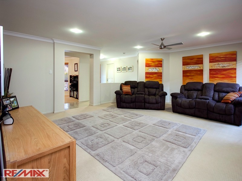 4 Bramwell Court, Cashmere QLD 4500