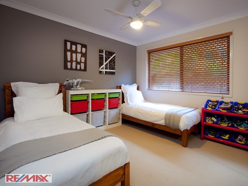 4 Bramwell Court, Cashmere QLD 4500