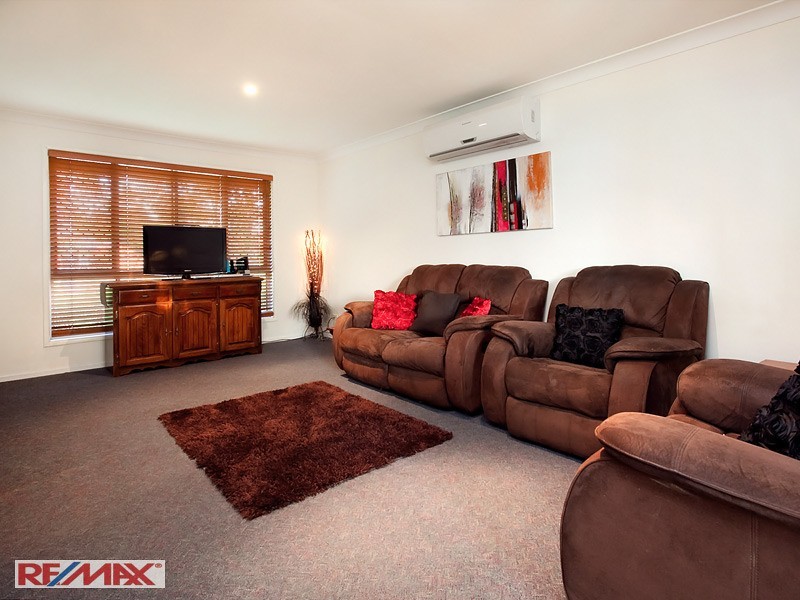 3 NATIUS ST, Lawnton QLD 4501