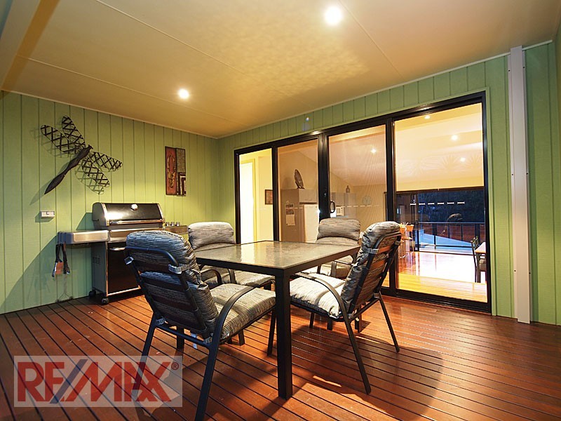 24 Talisman Court, Eatons Hill QLD 4037