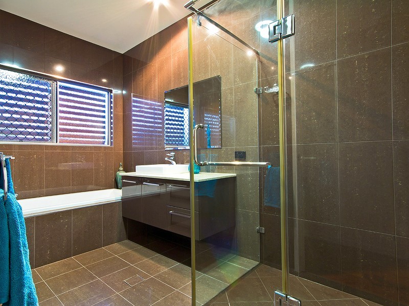 20  Little Street, Everton Park QLD 4053