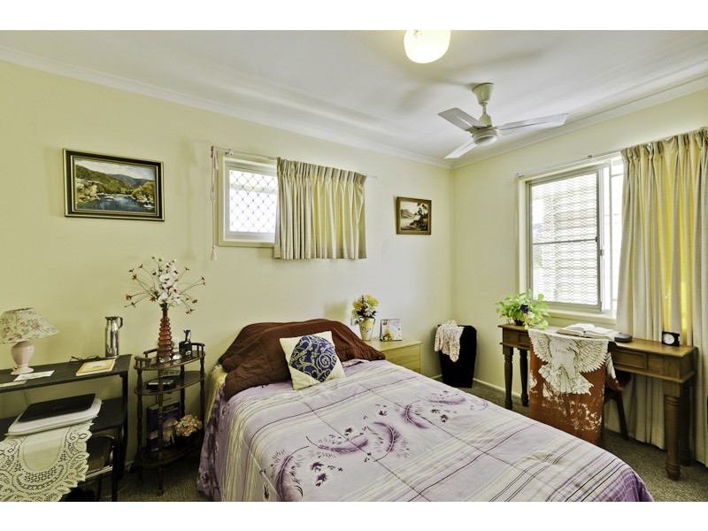 31 Livermore Street, Redcliffe QLD 4020