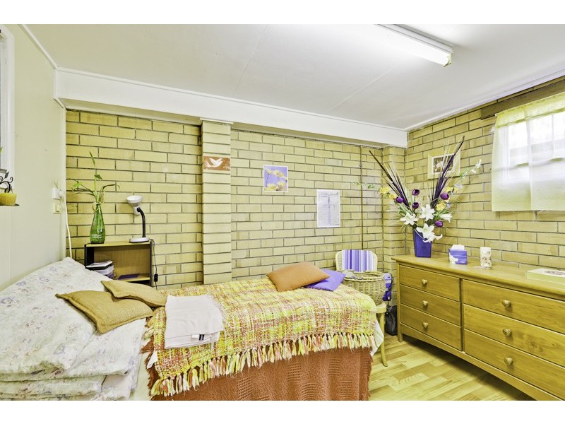 31 Livermore Street, Redcliffe QLD 4020