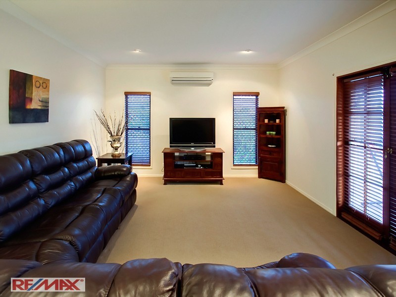 151 Saraband Drive, Eatons Hill QLD 4037