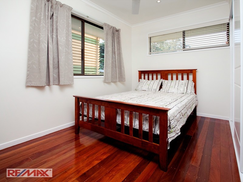 17 Yathong Court, Arana Hills QLD 4054