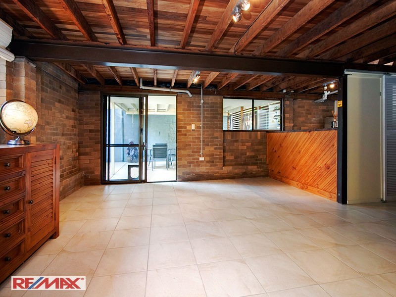 17 Yathong Court, Arana Hills QLD 4054