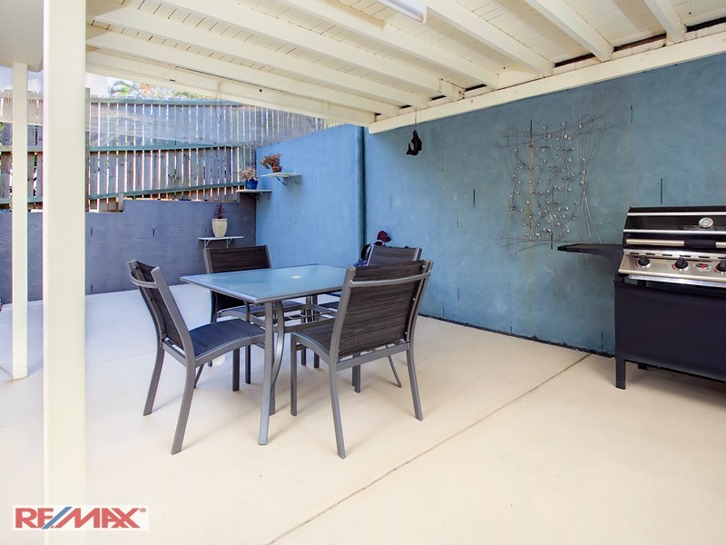 17 Yathong Court, Arana Hills QLD 4054