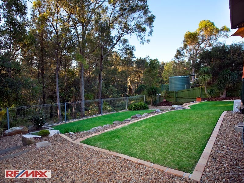 52  Kingfisher Street, Albany Creek QLD 4035