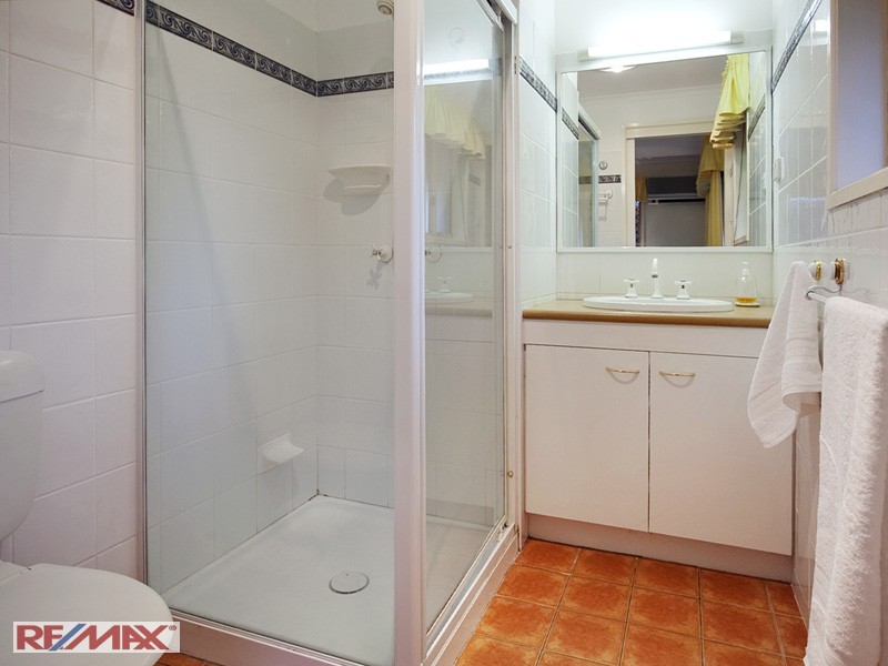 52  Kingfisher Street, Albany Creek QLD 4035