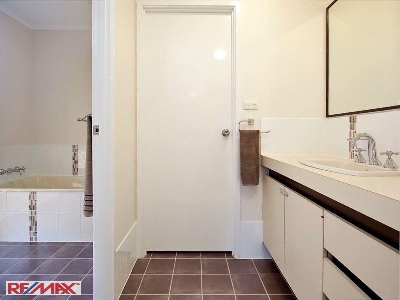 5 Minns Place, Everton Park QLD 4053