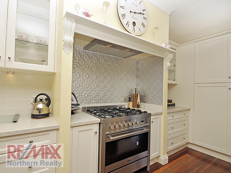 43 HONEYWOOD CT, Samford Valley QLD 4520