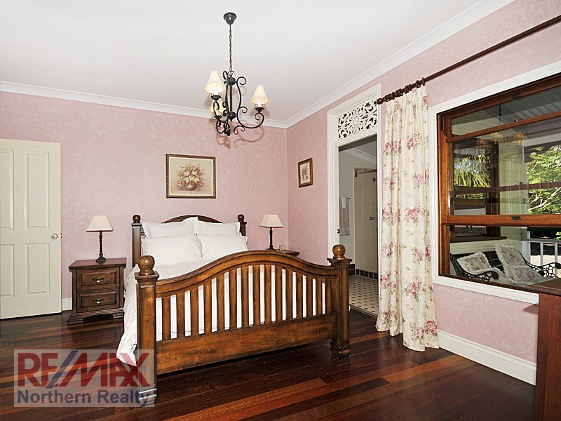 43 HONEYWOOD CT, Samford Valley QLD 4520