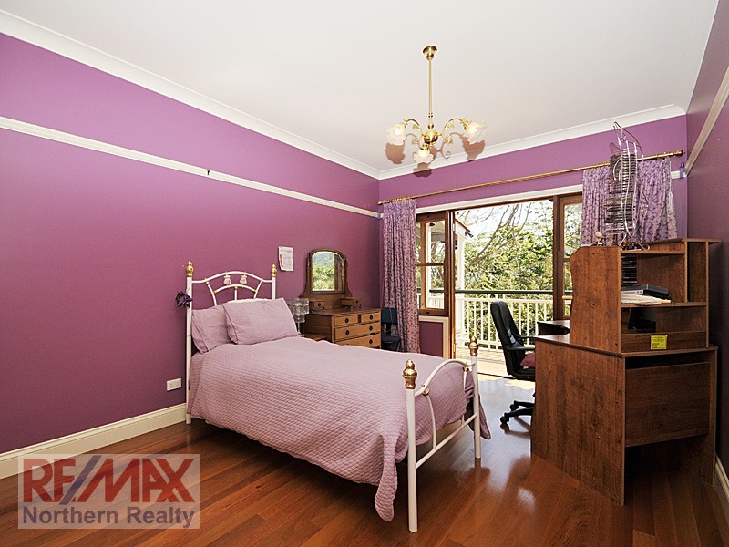 43 HONEYWOOD CT, Samford Valley QLD 4520