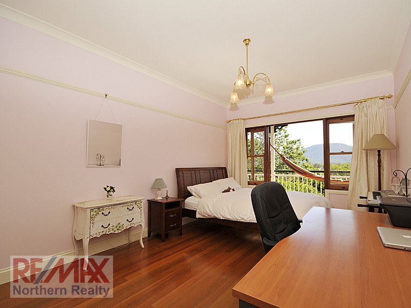 43 HONEYWOOD CT, Samford Valley QLD 4520