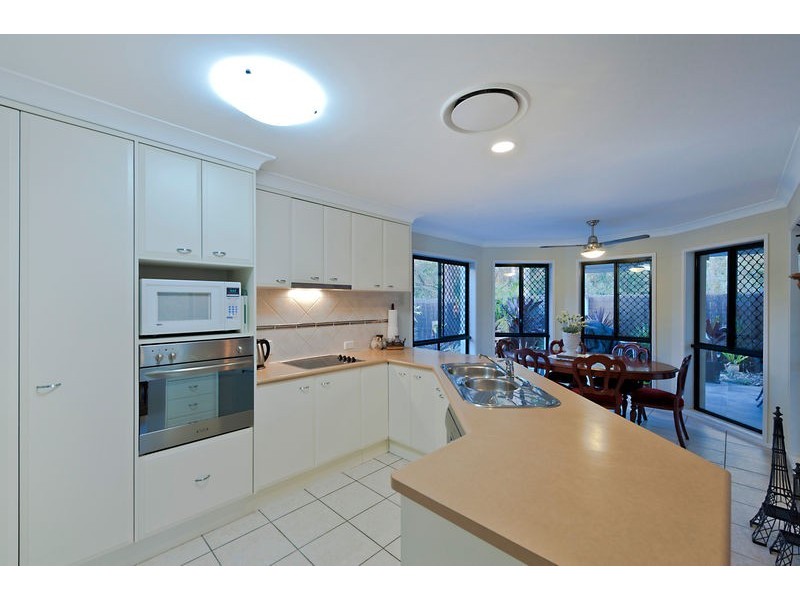 32 Cobblestone Street, Bridgeman Downs QLD 4035