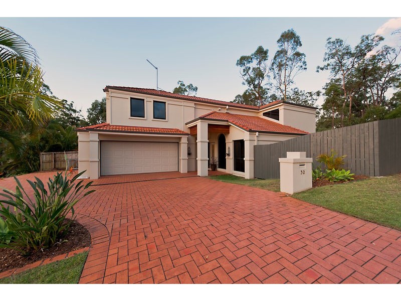 32 Cobblestone Street, Bridgeman Downs QLD 4035