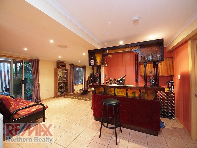 23 Pleasant Dve, Albany Creek QLD 4035