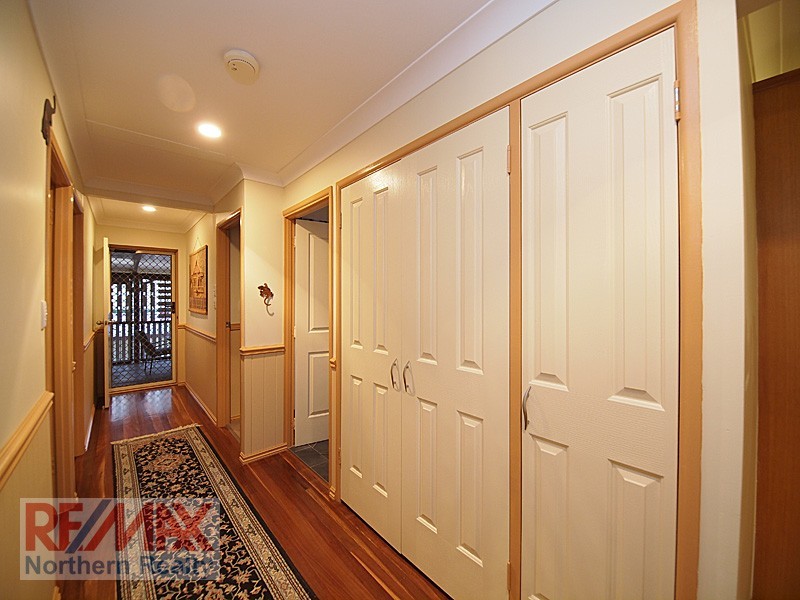 23 Pleasant Dve, Albany Creek QLD 4035