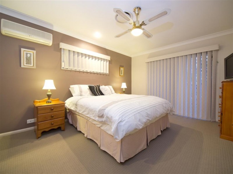 10 Glendore Court, Eatons Hill QLD 4037