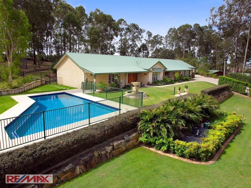 3 Brenda Ct, Warner QLD 4500