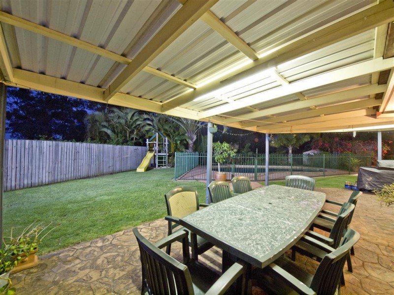 6 Boree Court, Albany Creek QLD 4035