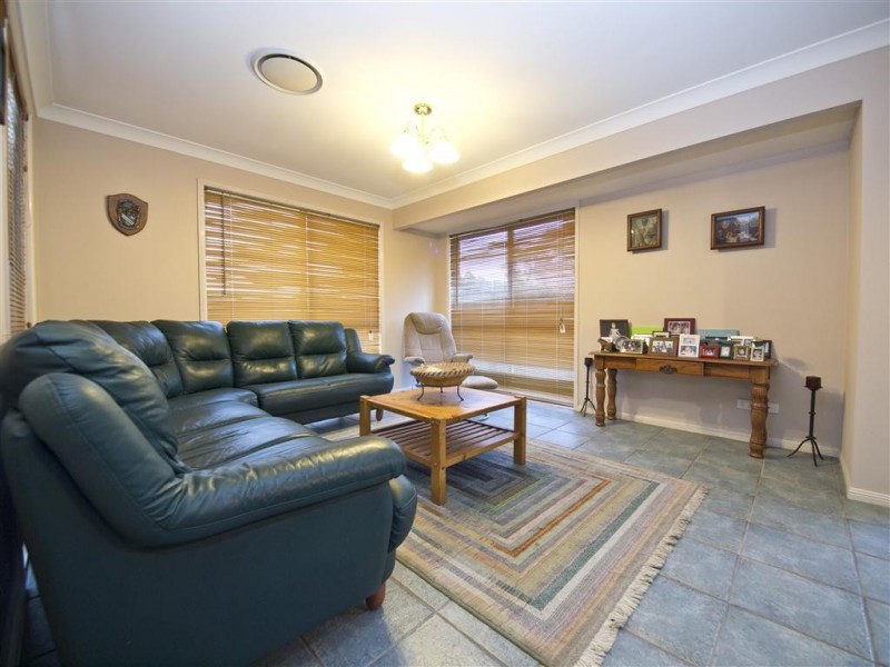 6 Boree Court, Albany Creek QLD 4035