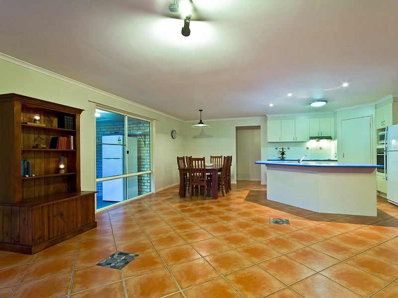 36 Meander Street, Warner QLD 4500