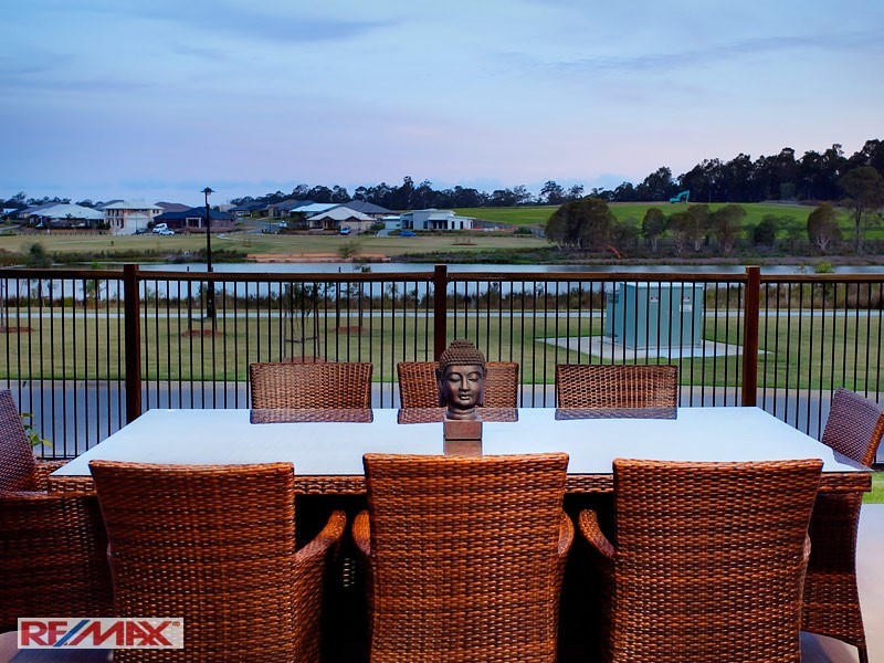 2 Avoca Place, Warner QLD 4500