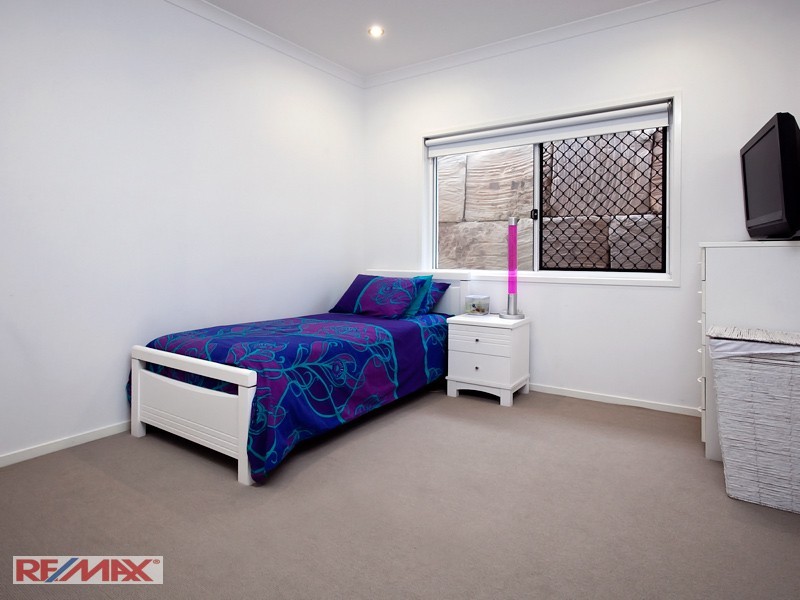 2 Avoca Place, Warner QLD 4500