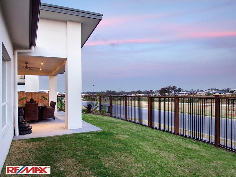 2 Avoca Place, Warner QLD 4500