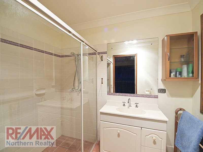 25 Cowrie Parade, Albany Creek QLD 4035