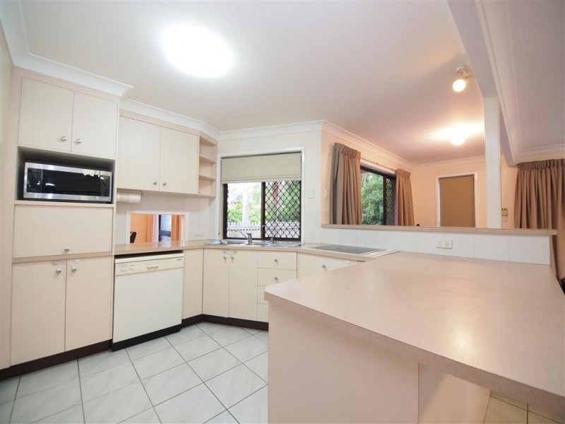 30 The Boulevard, Albany Creek QLD 4035