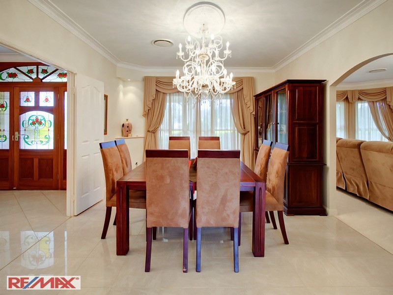 18 Victor Russell Drive, Samford Valley QLD 4520