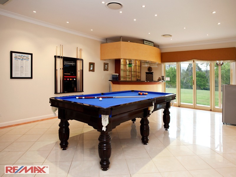 18 Victor Russell Drive, Samford Valley QLD 4520