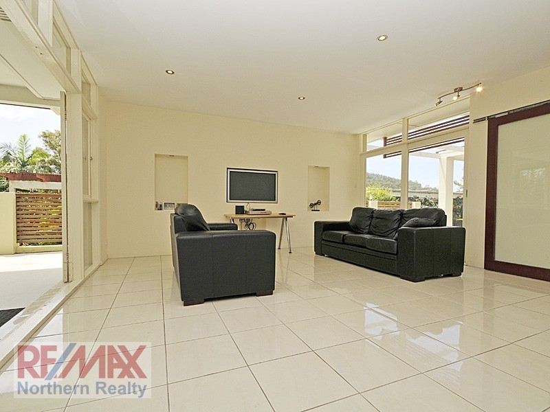 9 Karowara Street, The Gap QLD 4061
