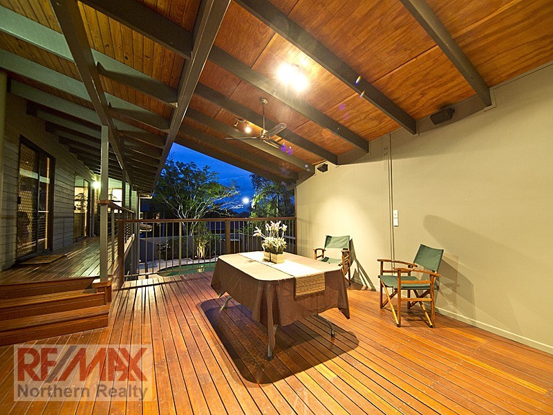 7 Janus Court, Eatons Hill QLD 4037