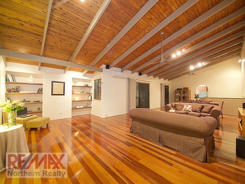 7 Janus Court, Eatons Hill QLD 4037