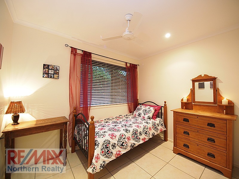 7 Janus Court, Eatons Hill QLD 4037