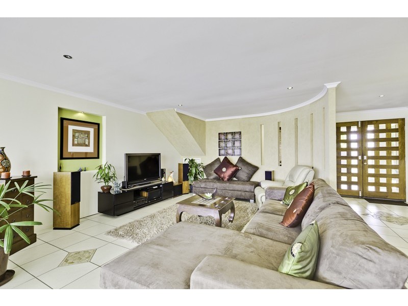 32 Tepequar Dr, Maroochydore QLD 4558