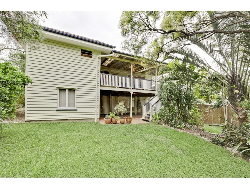 56 Araluen St, Kedron QLD 4031