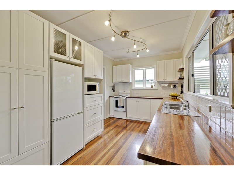 56 Araluen St, Kedron QLD 4031