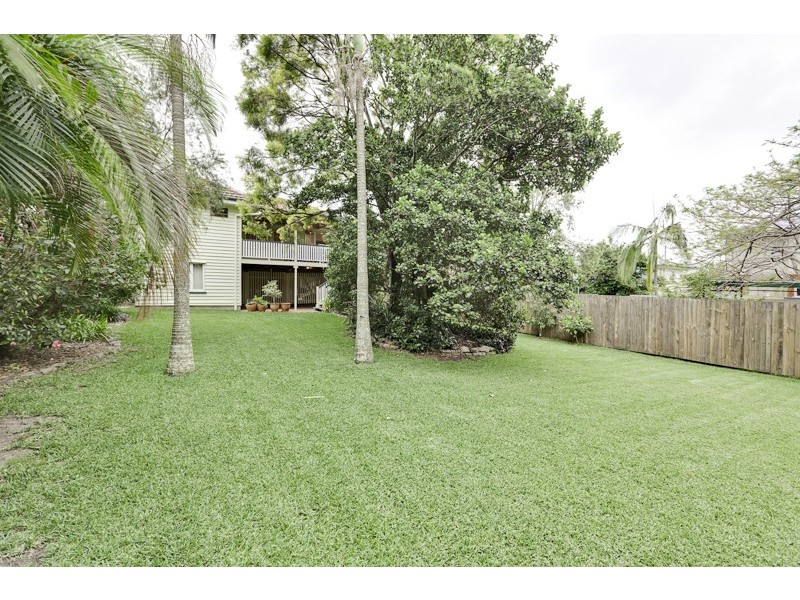 56 Araluen St, Kedron QLD 4031