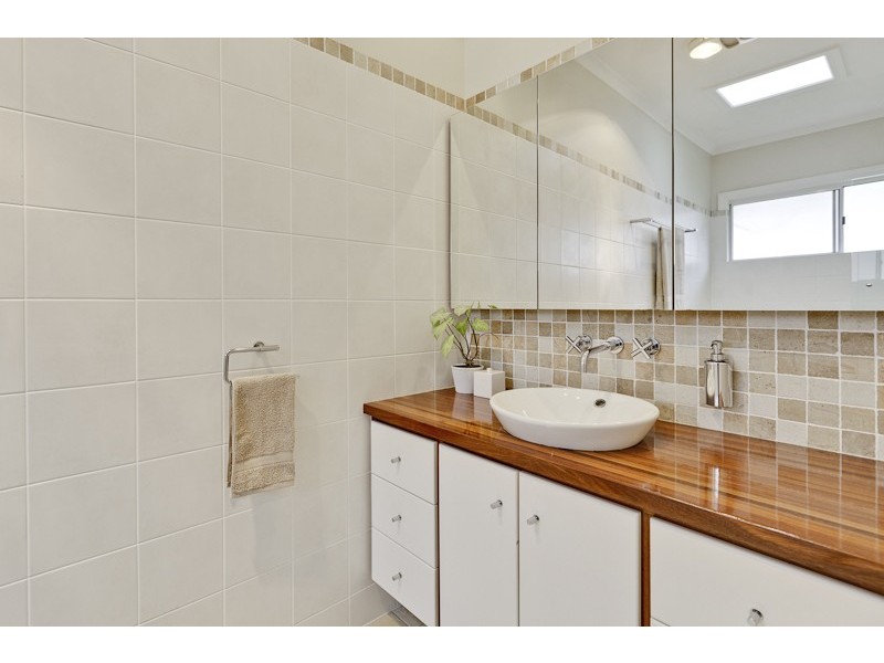 56 Araluen St, Kedron QLD 4031