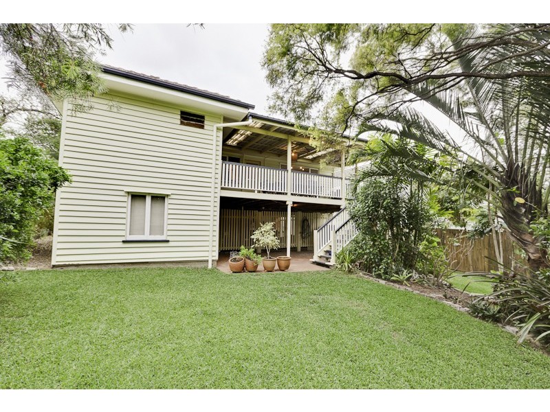 56 Araluen St, Kedron QLD 4031