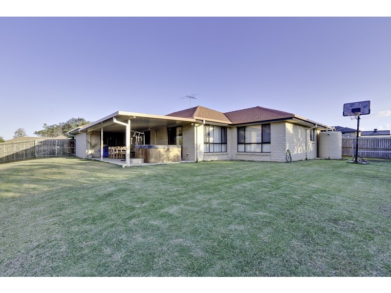 28 Lacewood cct, Warner QLD 4500