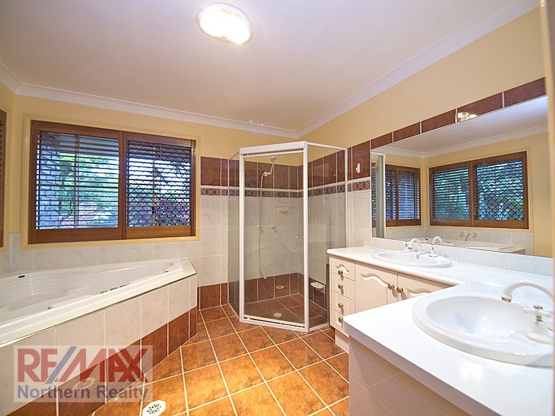 22 Havenwood Court, Albany Creek QLD 4035