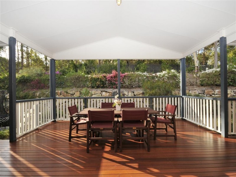 46 Snow Wood Drive, Eatons Hill QLD 4037